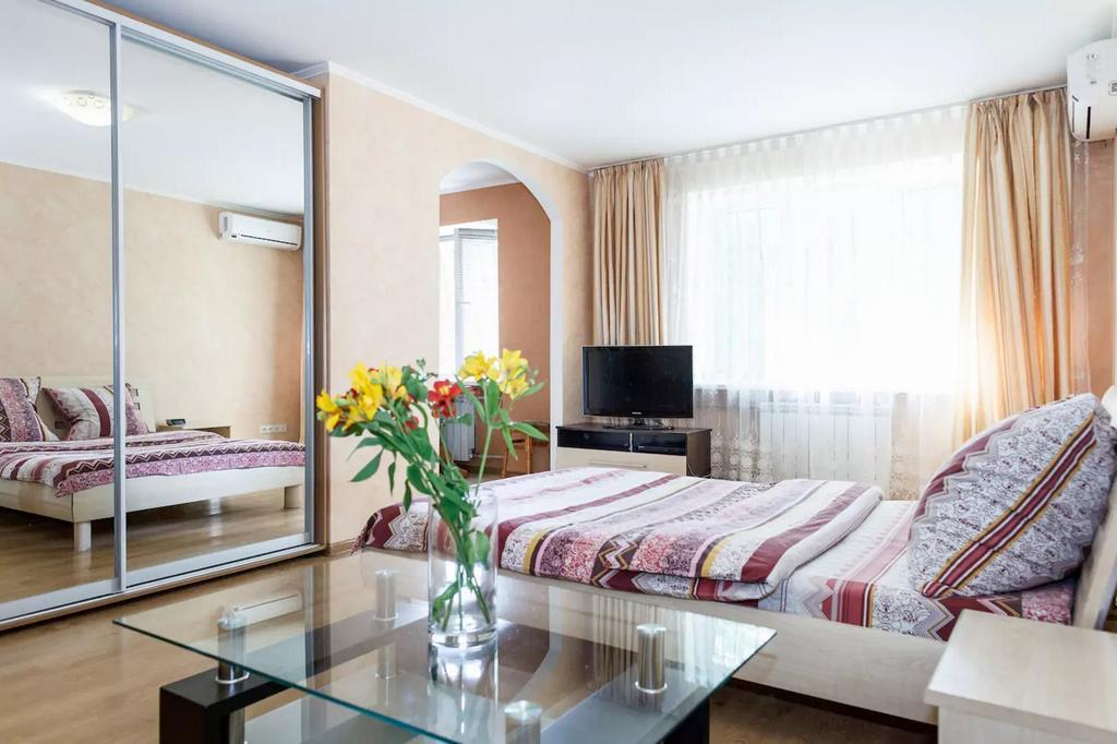 Apartment In Zaporozhye. Antica Zaporizhia Esterno foto